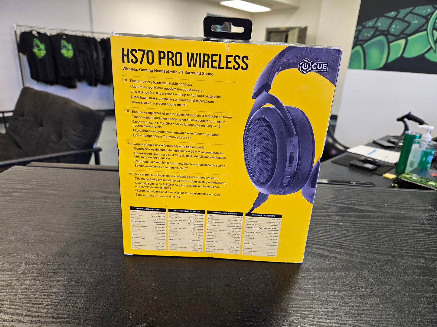 Corsair HS70 PRO Wireless Gaming Headphones