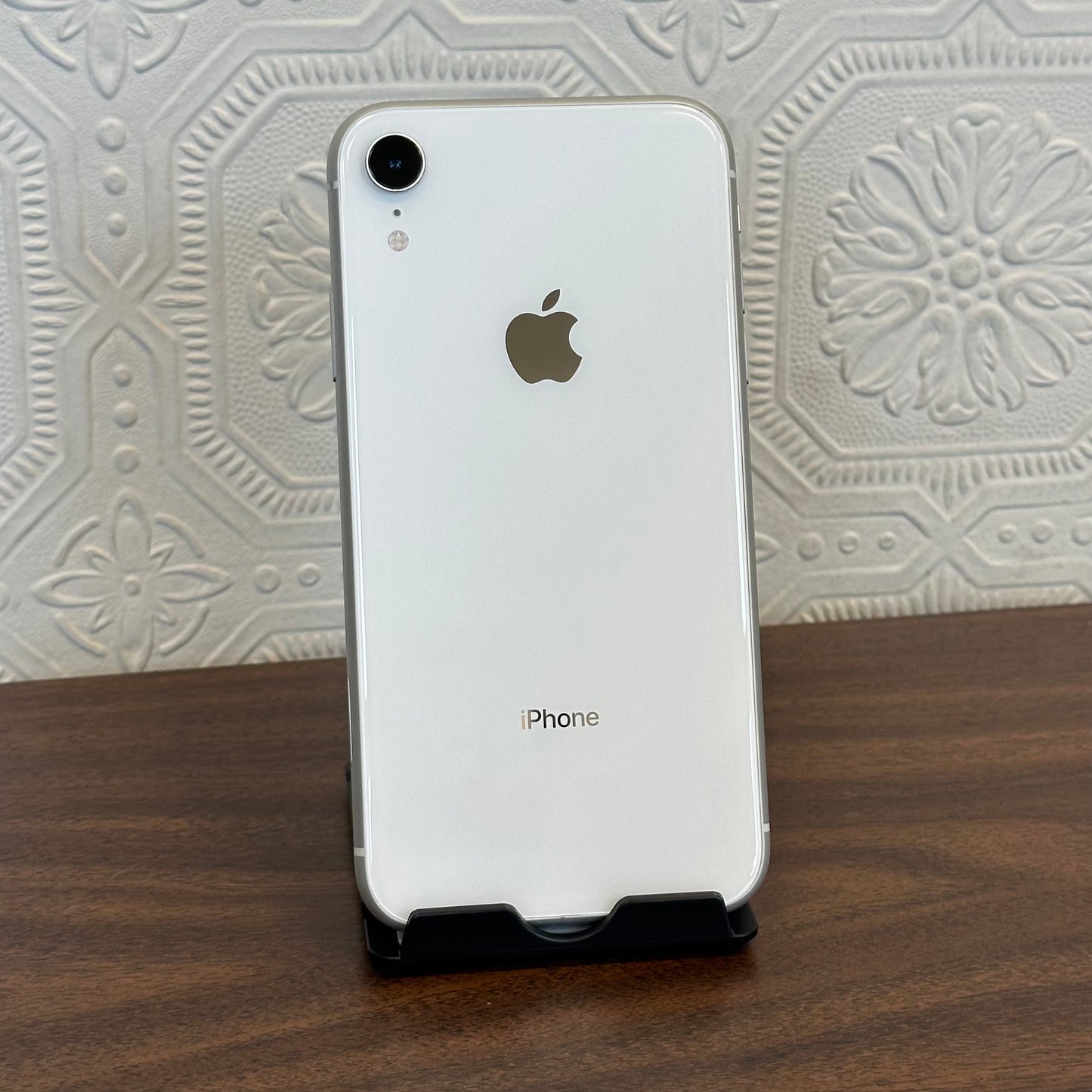 iPhone XR 128GB White - Re-Certified