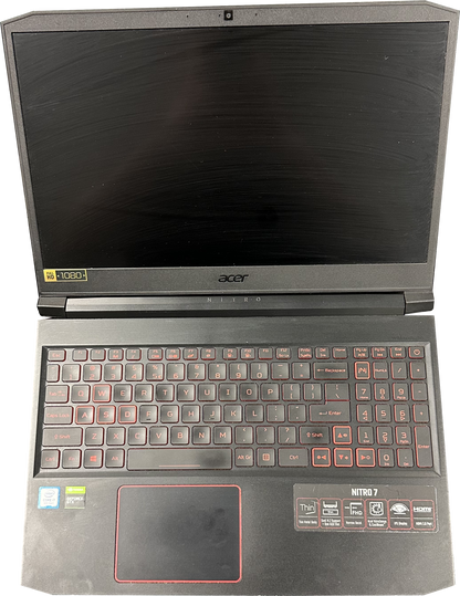 Portátil para juegos Acer NITRO 7 de 15,6” y 60 Hz