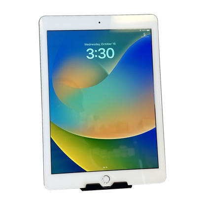 iPad 5th Generation 32GB WiFi Silver- Re-Certified